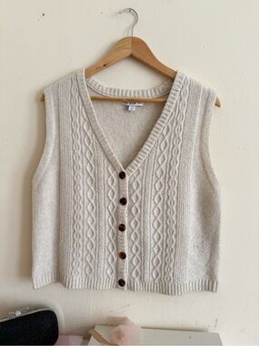 And Now Me Cream Cable-Knit V-Neck Button Vest